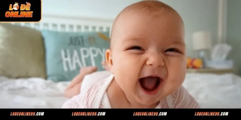 Giải mã ý nghĩa giấc mơ thấy em bé gái phổ biến