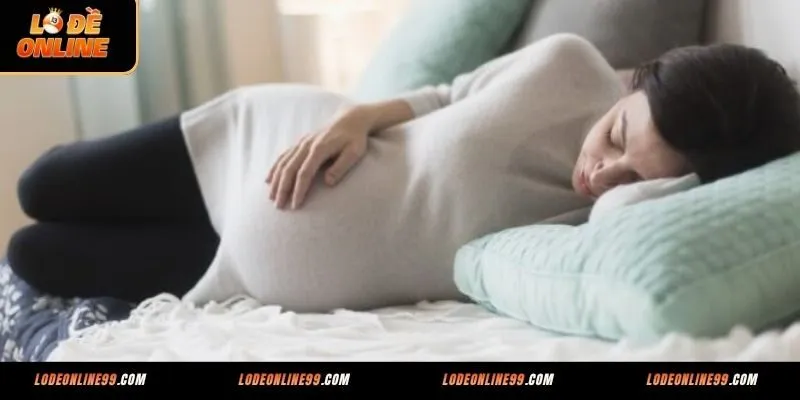 Mộng thấy người khác mang thai